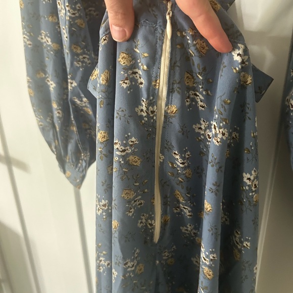 Astr Blue Floral Cut-Out Midi Dress - Picture 7 of 11